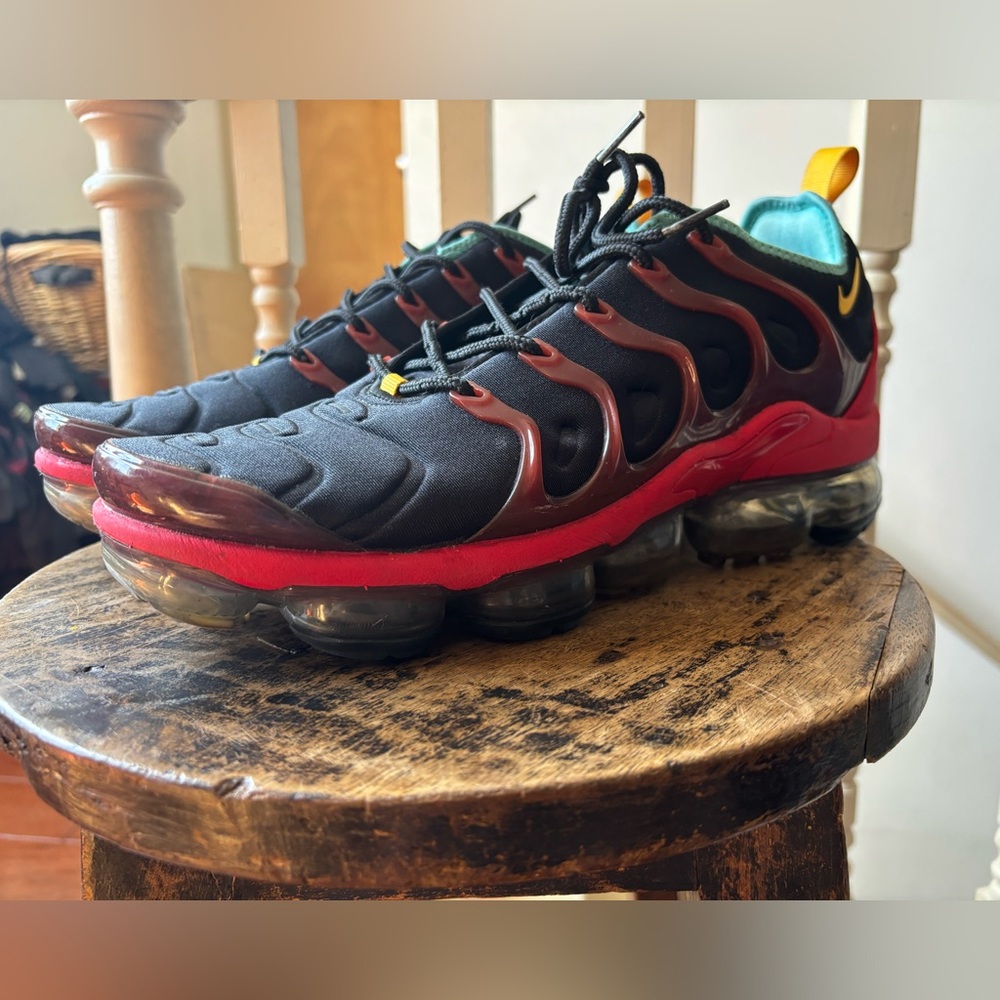 Nike Air VaporMax Plus “Stained Glass”